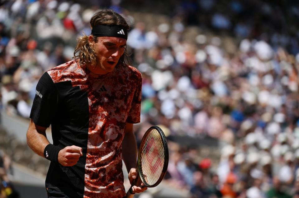 年终总决赛完胜联合杯，西西帕斯统治全场