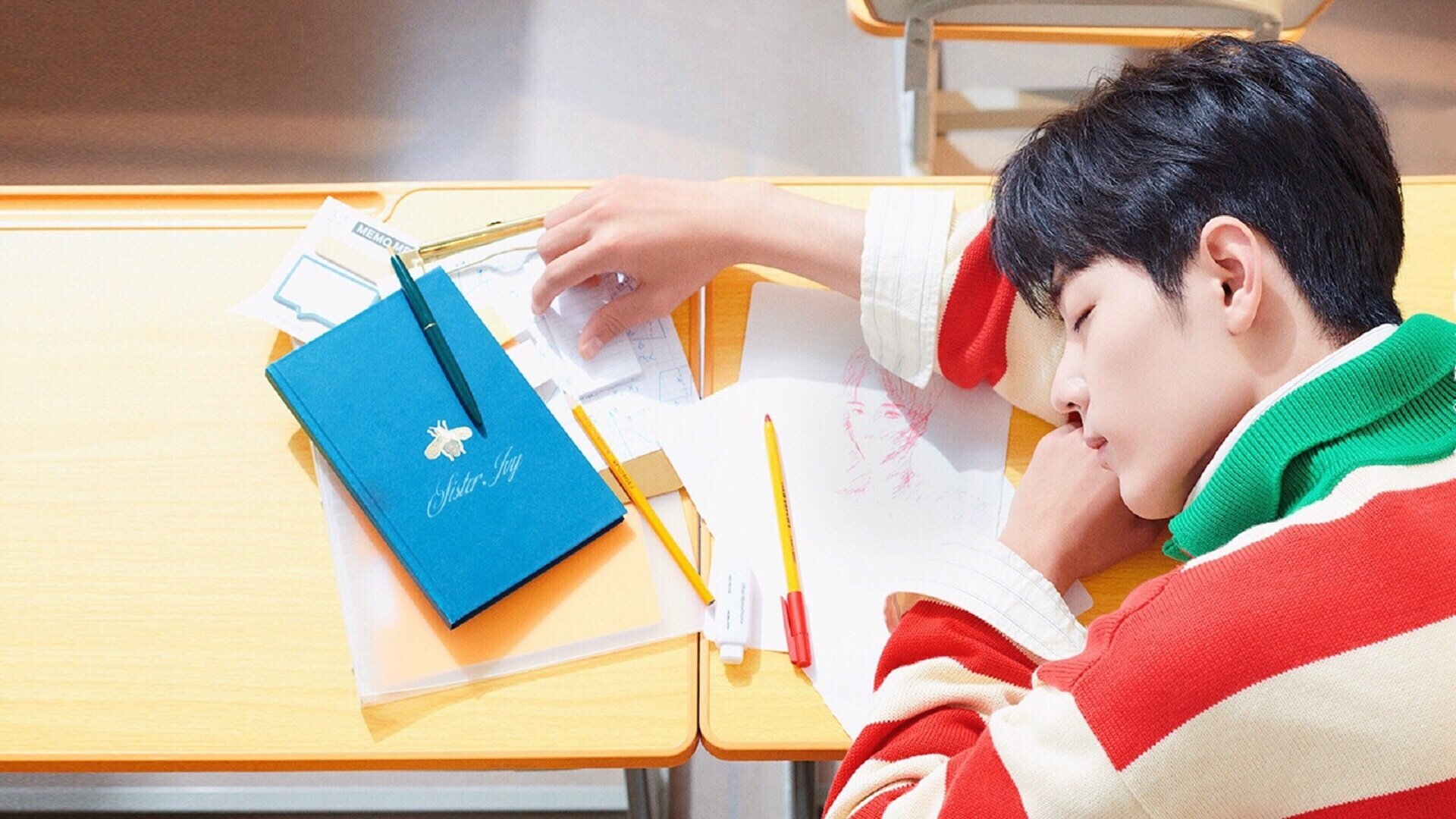 改写历史，一场阿斯顿马丁的逆袭与汉密尔顿的传奇黄昏