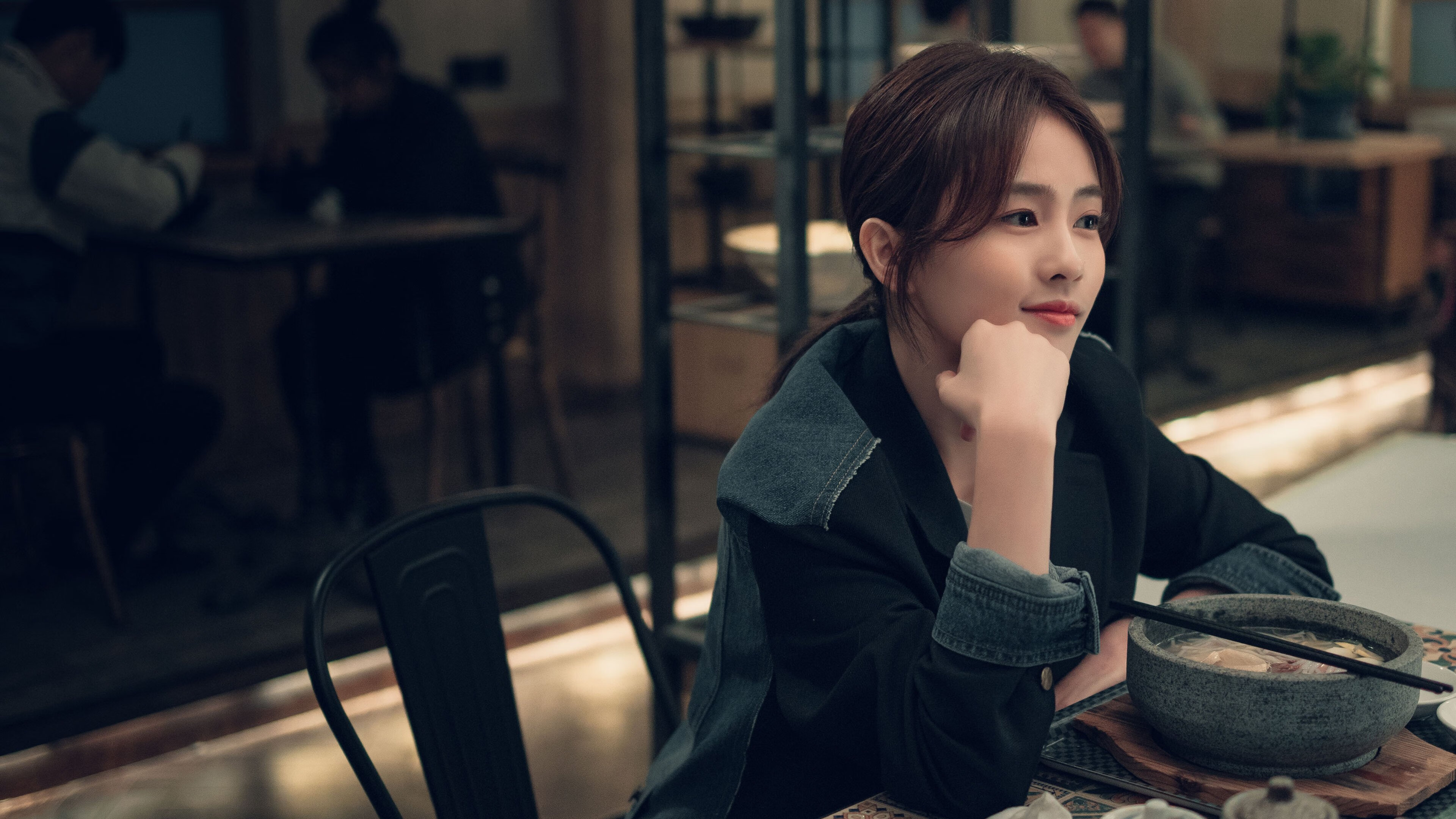 绝杀者与破局者,詹姆斯末节接管比赛,灰熊逆转森林狼晋级